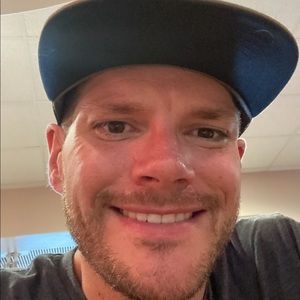 Meet your Posher, Travis